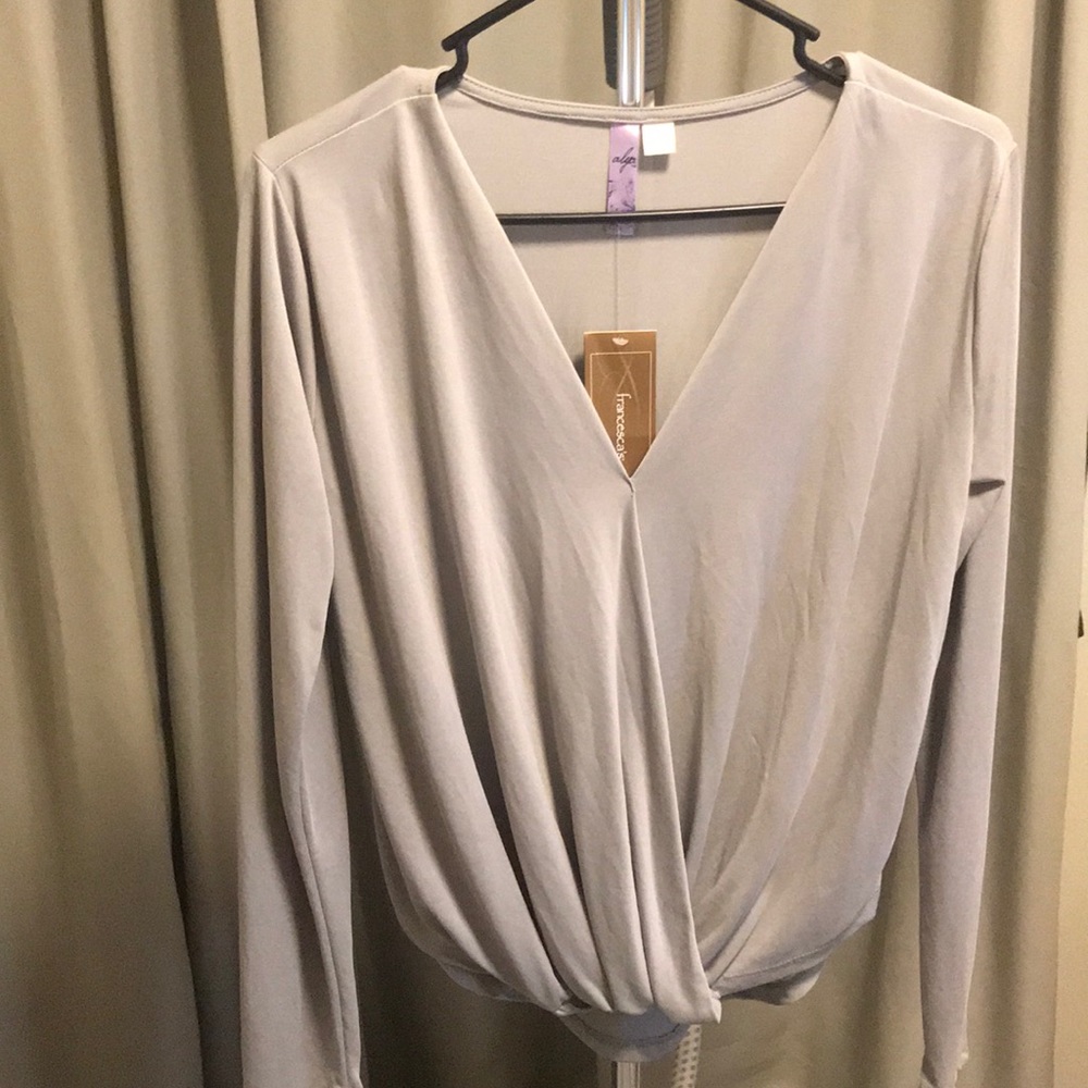 Francesca’s Long Sleeve Soft Grey Top